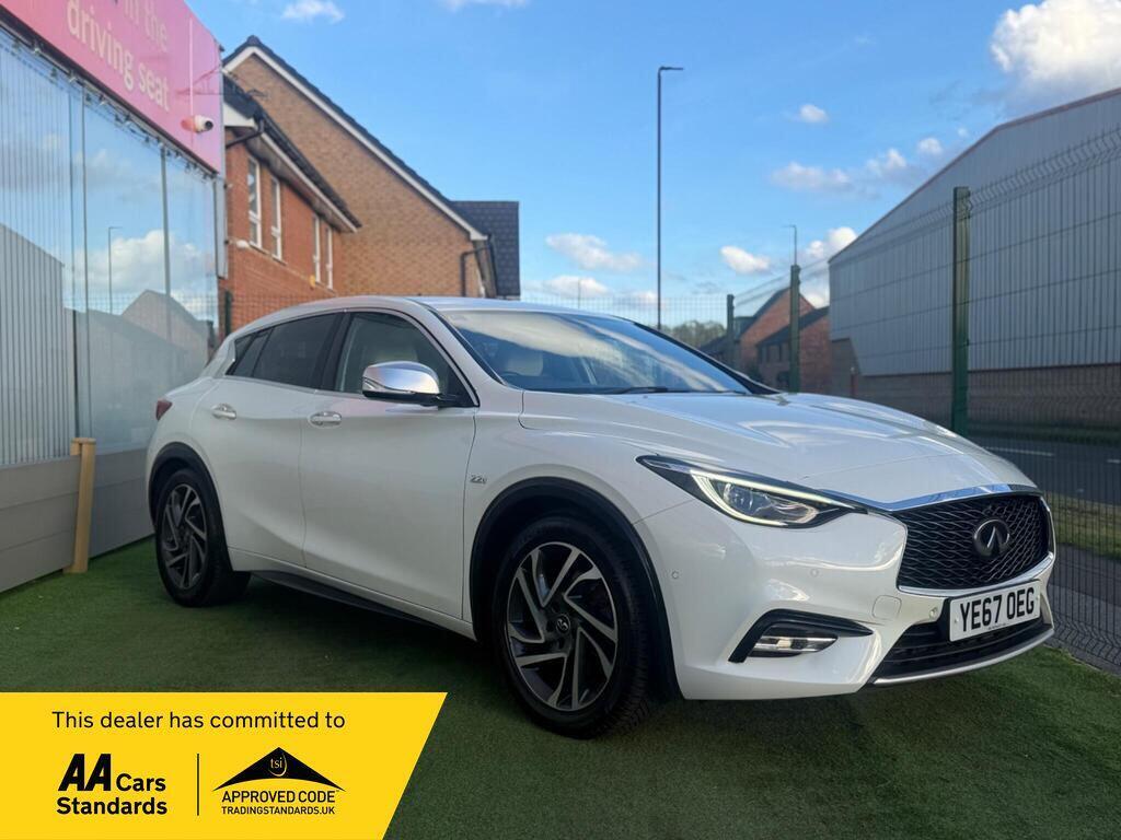 Infiniti Q30 Hatchback 2.2d Premium Tech InTouch DCT AWD Euro 6 (s/s) 5dr