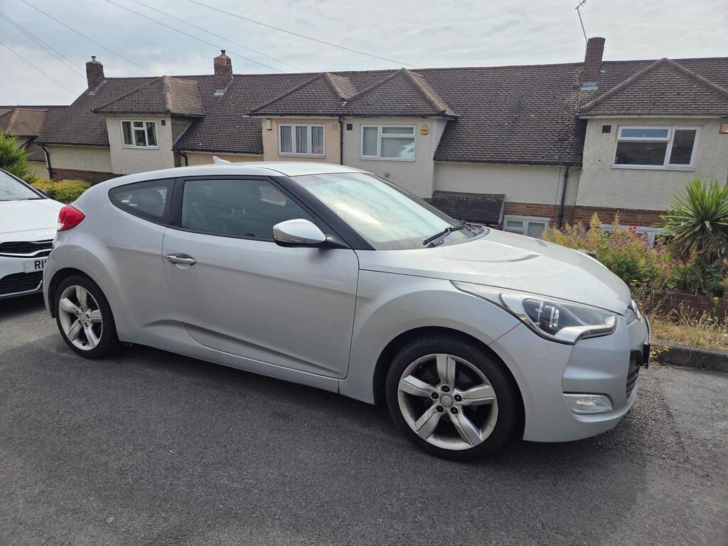 Hyundai Veloster