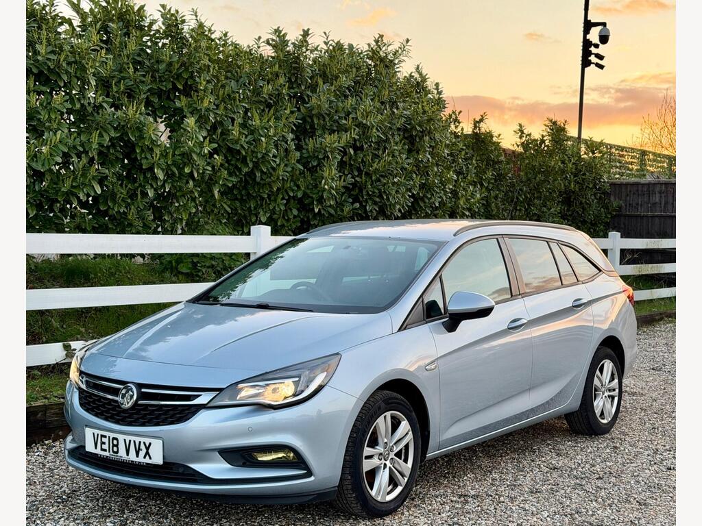 2018 Vauxhall Astra thumbnail 4
