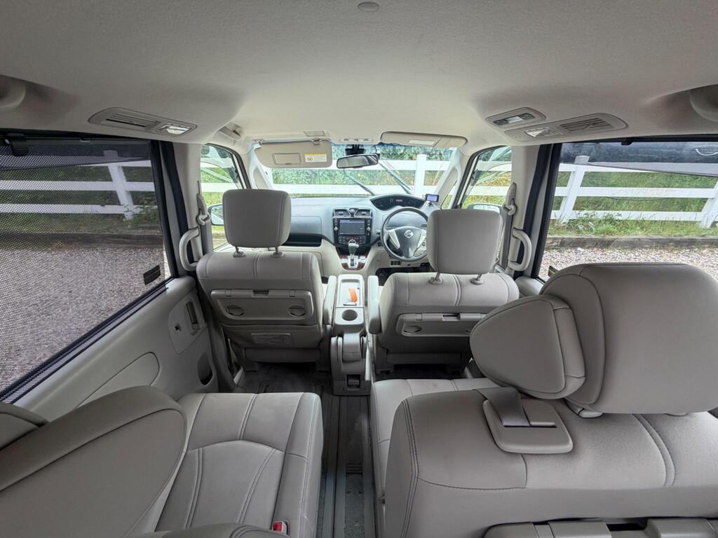 2014 Nissan Serena thumbnail 37