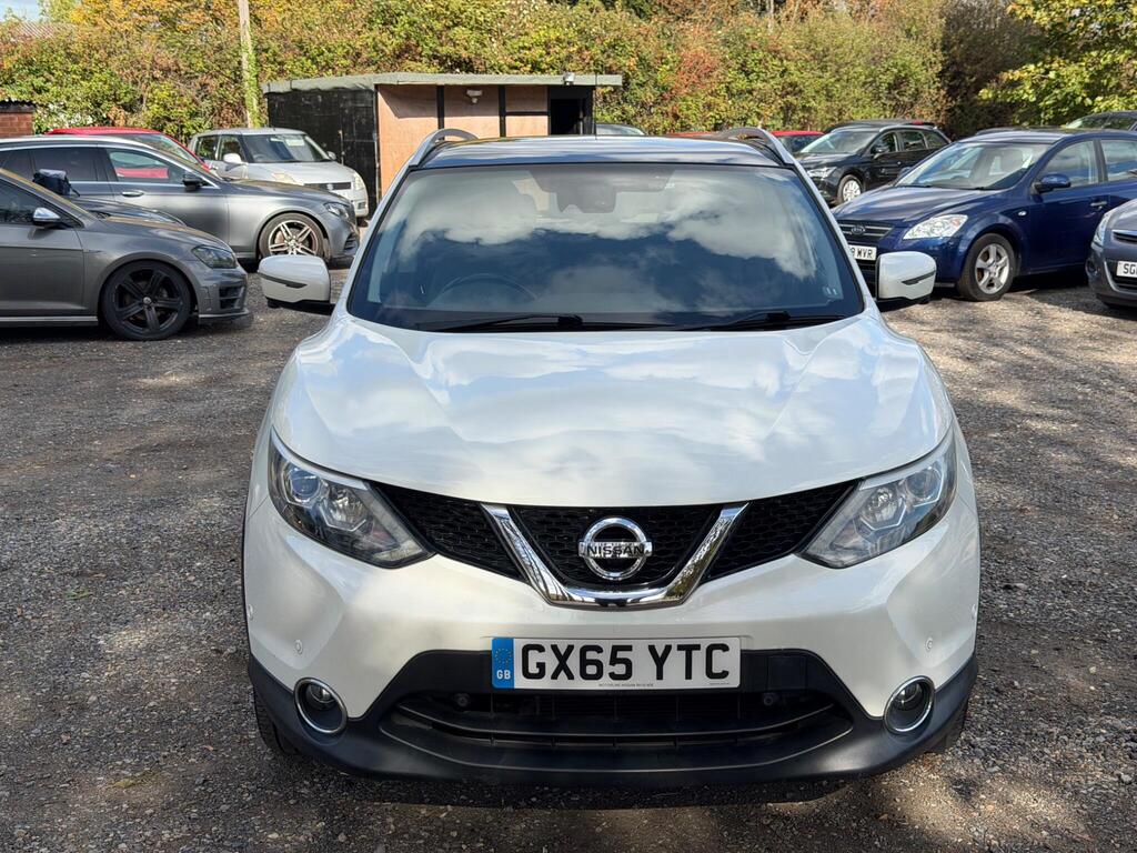 Nissan Qashqai SUV 1.2 DIG-T Tekna 2WD Euro 6 (s/s) 5dr