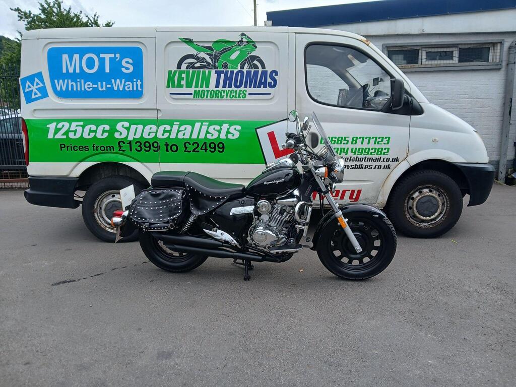 Keeway Superlight 125