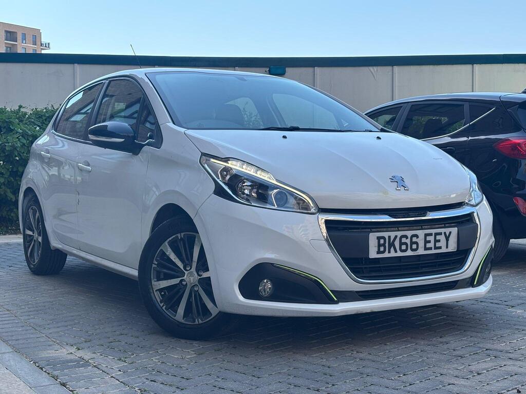 Peugeot 208 Hatchback 1.2 PureTech Active Design Lime Euro 6 5dr