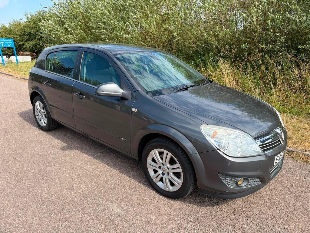 Vauxhall Astra Hatchback 1.8i 16v Elite 5dr