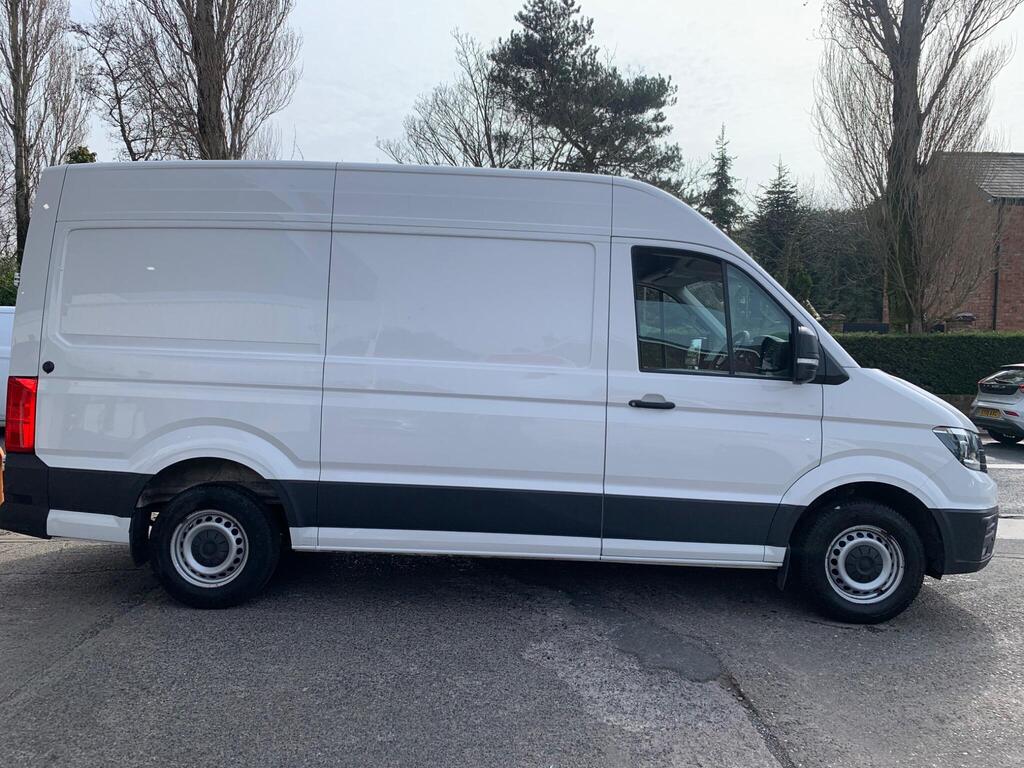 Volkswagen Crafter Panel Van 2.0 TDI CR35 Trendline FWD MWB High Roof Euro 6 (s/s) 5dr