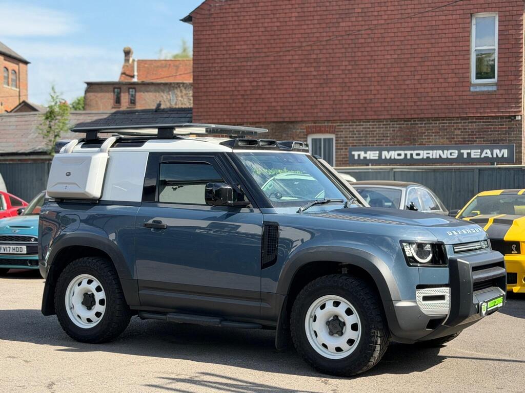 Land Rover Defender 90 SUV 3.0 D200 MHEV Hard Top SUV Auto 4WD SWB Euro 6 (s/s) 3dr