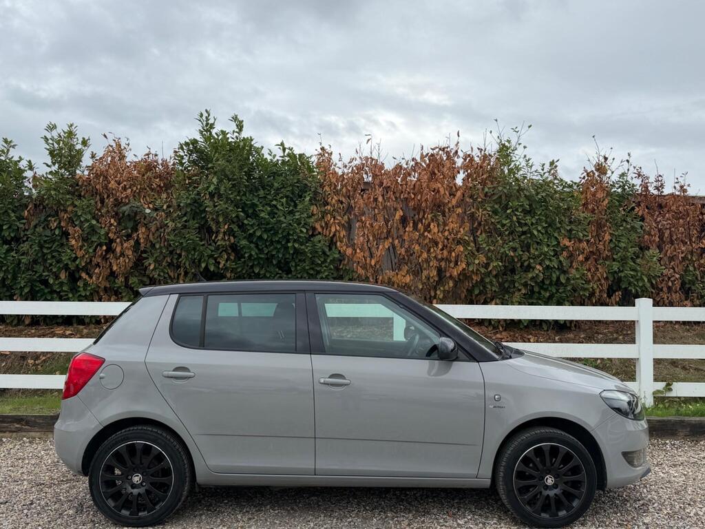 2013 Skoda Fabia thumbnail 12