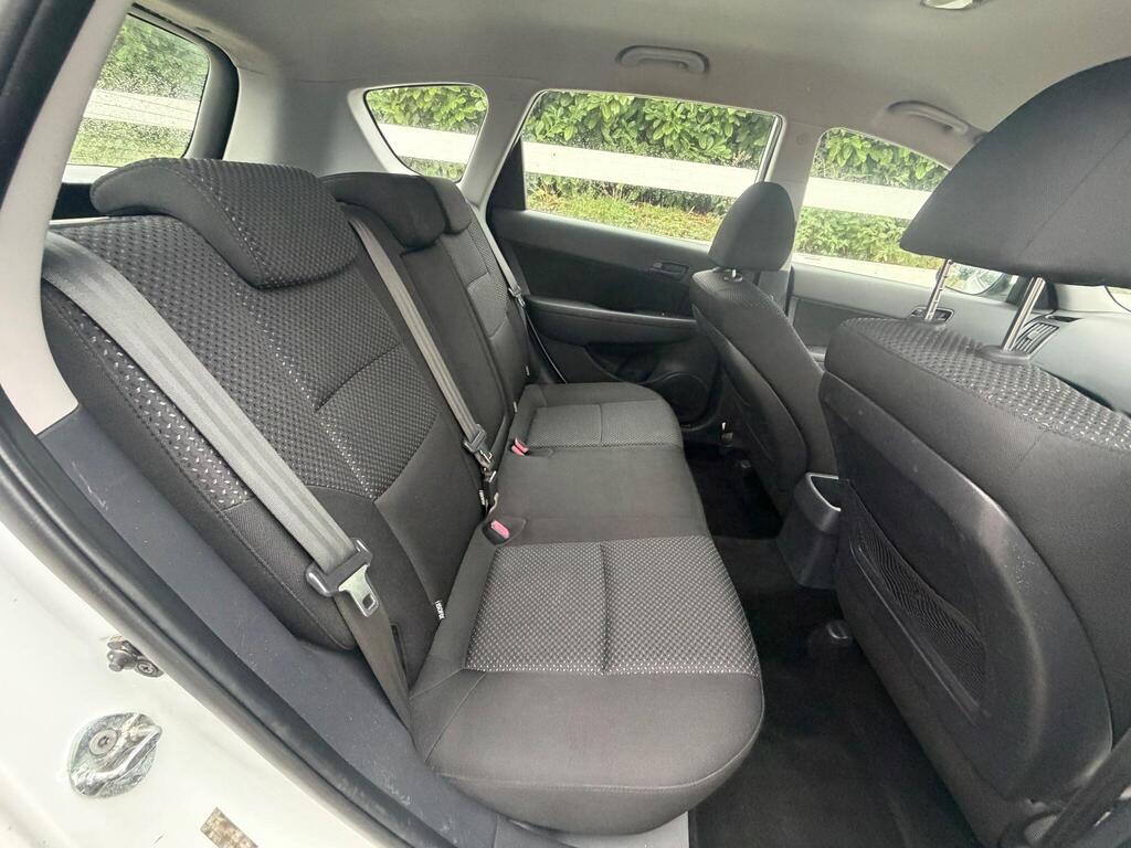 2011 Hyundai i30 thumbnail 17