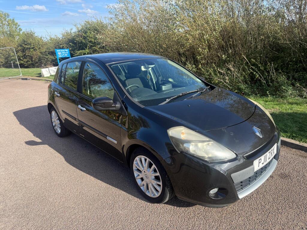 Renault Clio Hatchback 1.2 Dynamique TomTom Euro 5 5dr