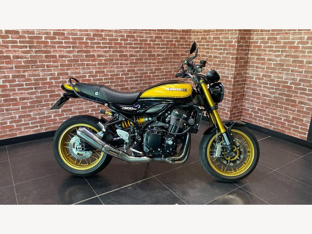 Kawasaki Z900 RS SE