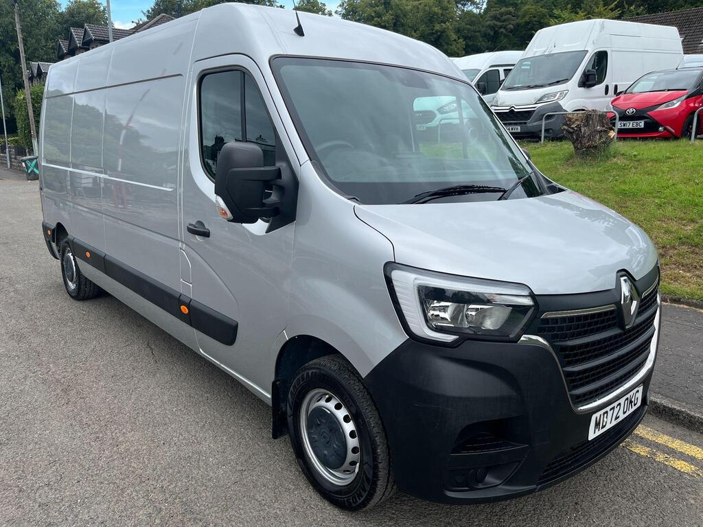 Renault Master Panel Van 2.3 dCi 35 Business FWD LWB Medium Roof Euro 6 4dr
