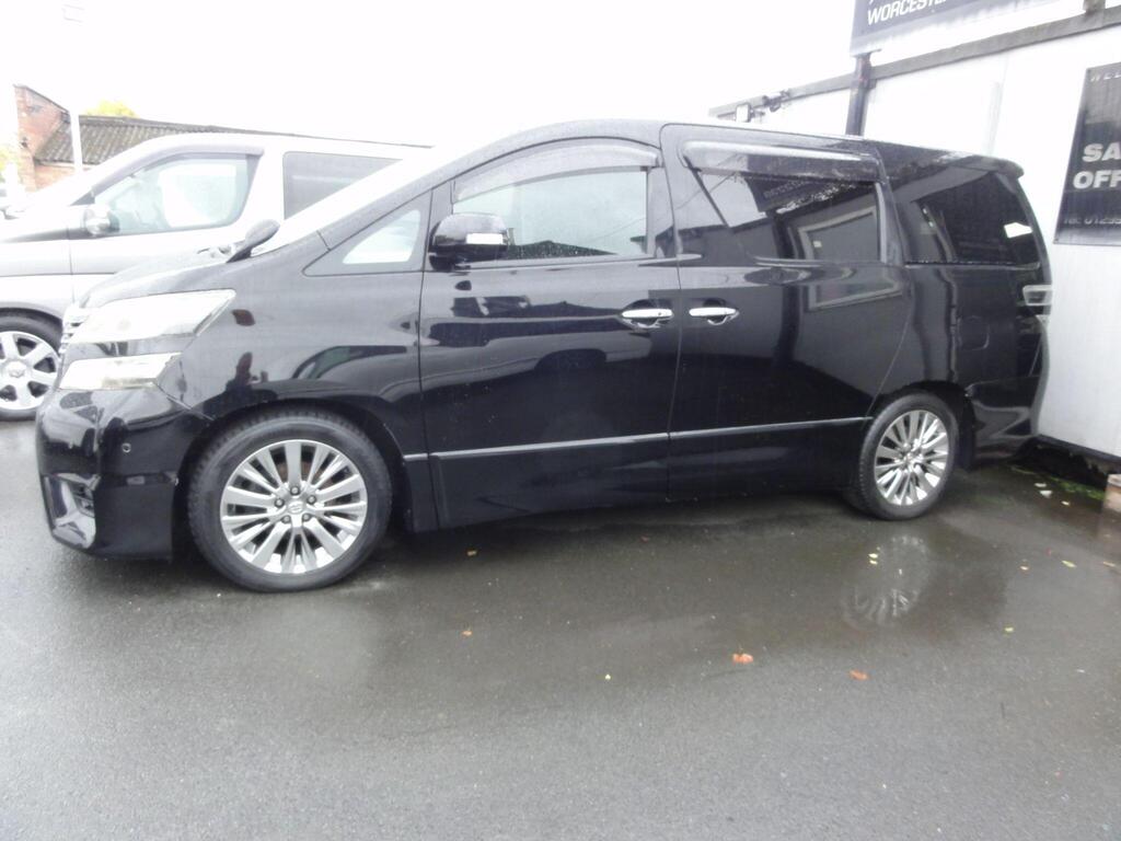 Toyota Vellfire MPV 240Z PLATIUM BIMTA CERTIFIED