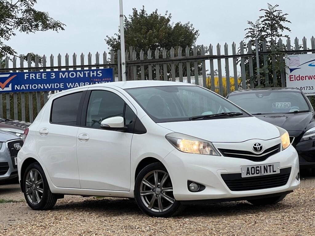 Toyota Yaris Hatchback 1.33 Dual VVT-i SR Euro 5 5dr