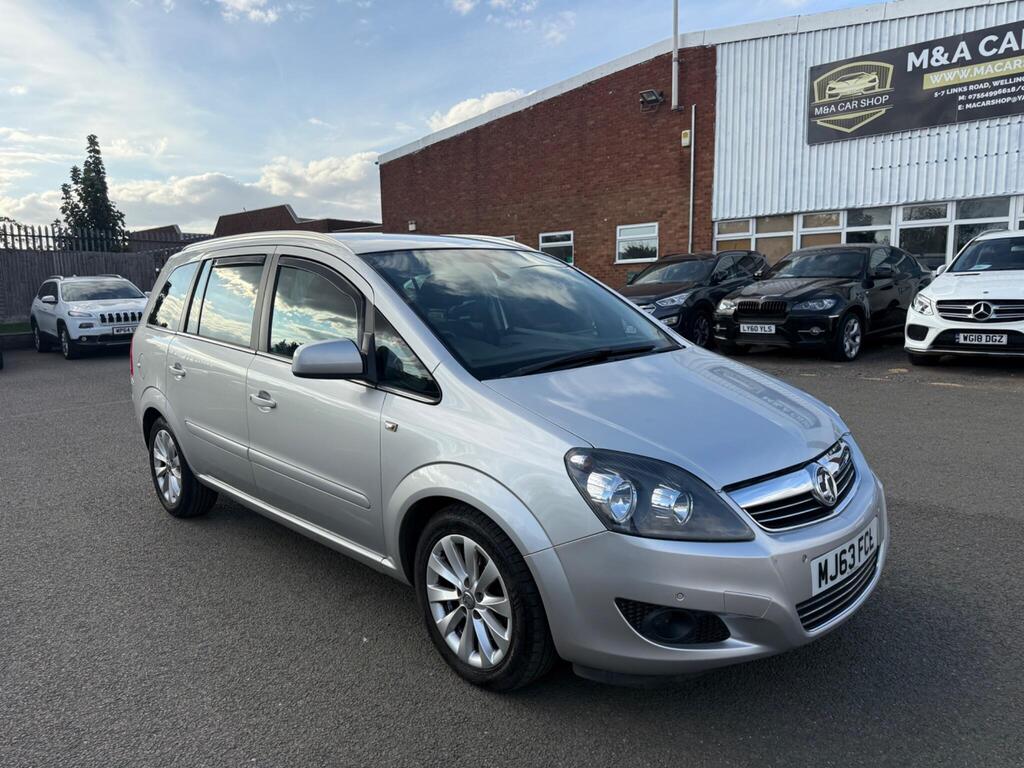 Vauxhall Zafira MPV 1.7 CDTi ecoFLEX Design Euro 5 5dr (SNav)
