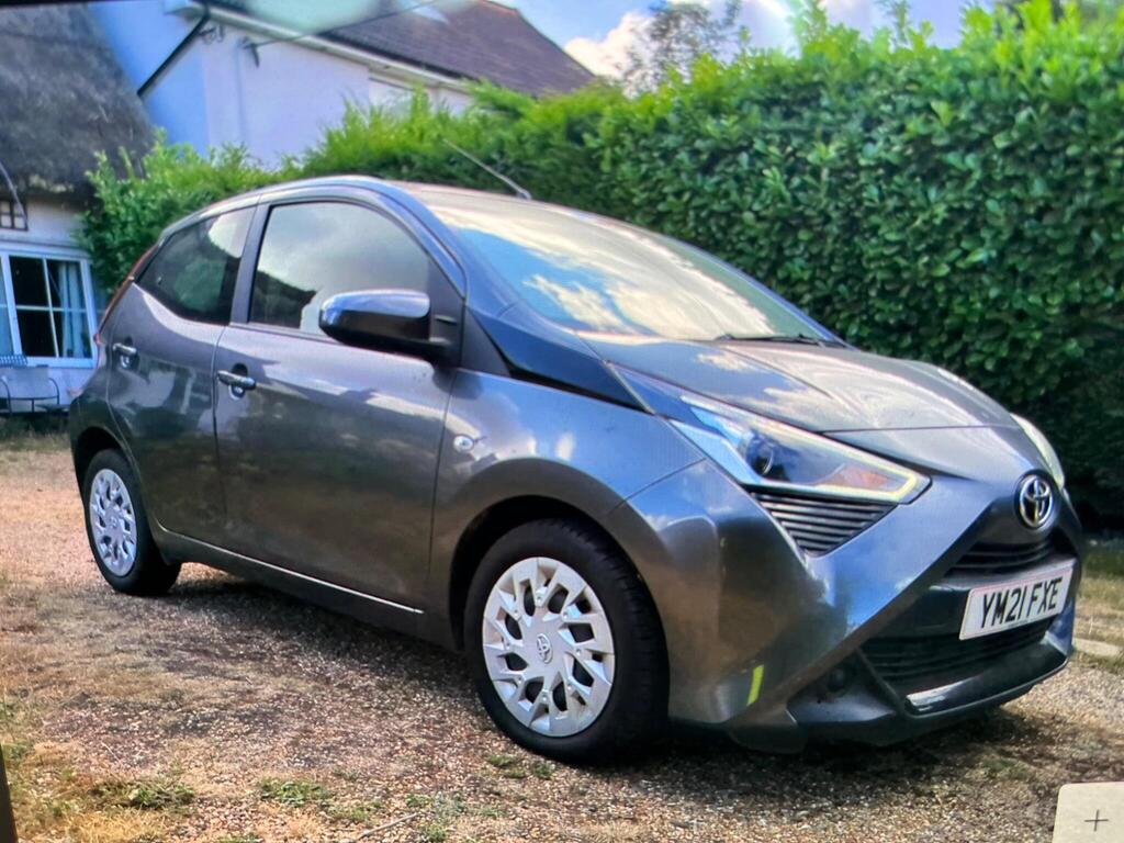 Toyota AYGO Hatchback 1.0 VVT-i x-play Euro 6 (s/s) 5dr