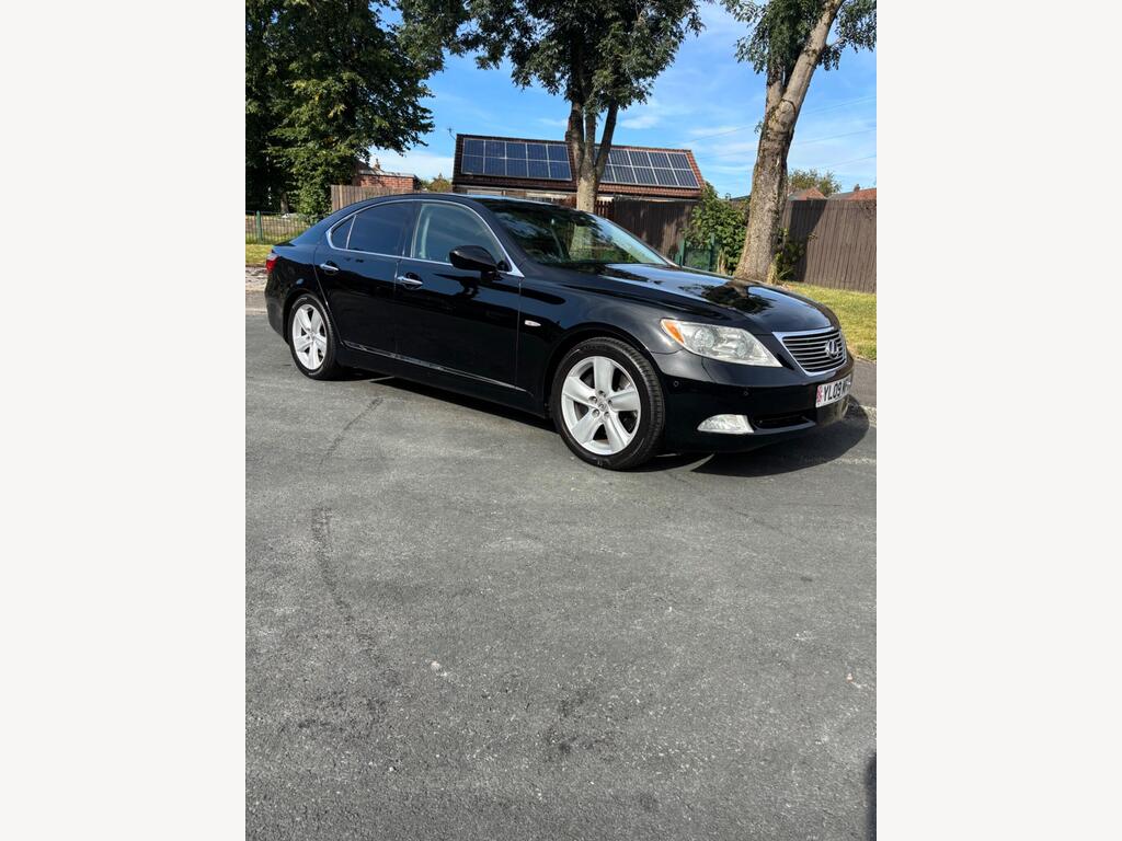 Lexus LS