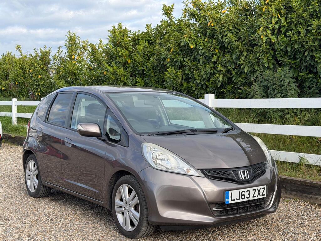 2013 Honda Jazz thumbnail 4