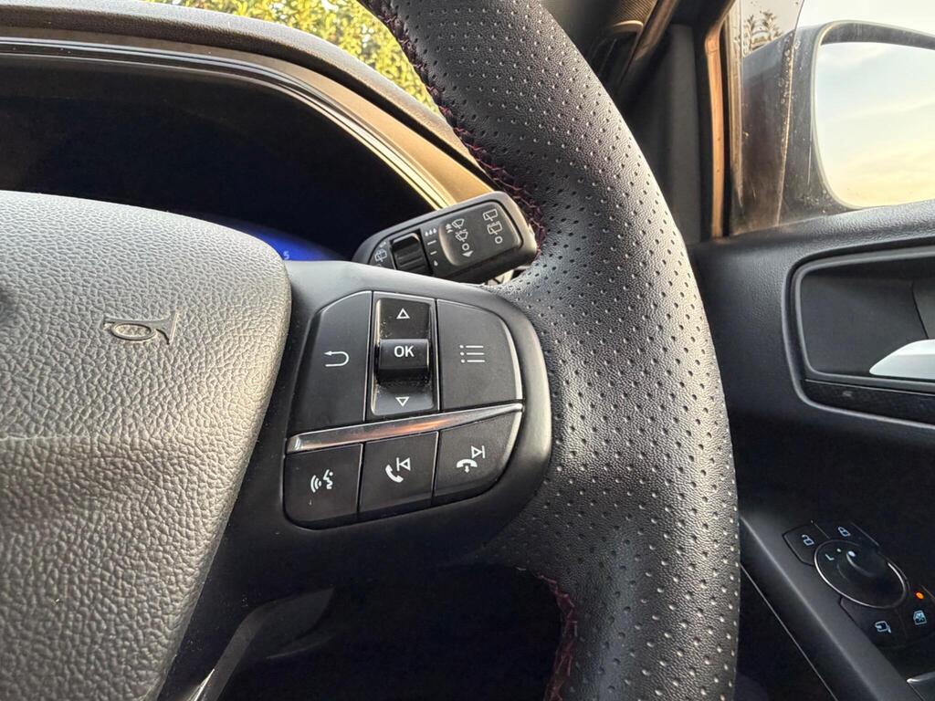 2024 Ford Focus thumbnail 26