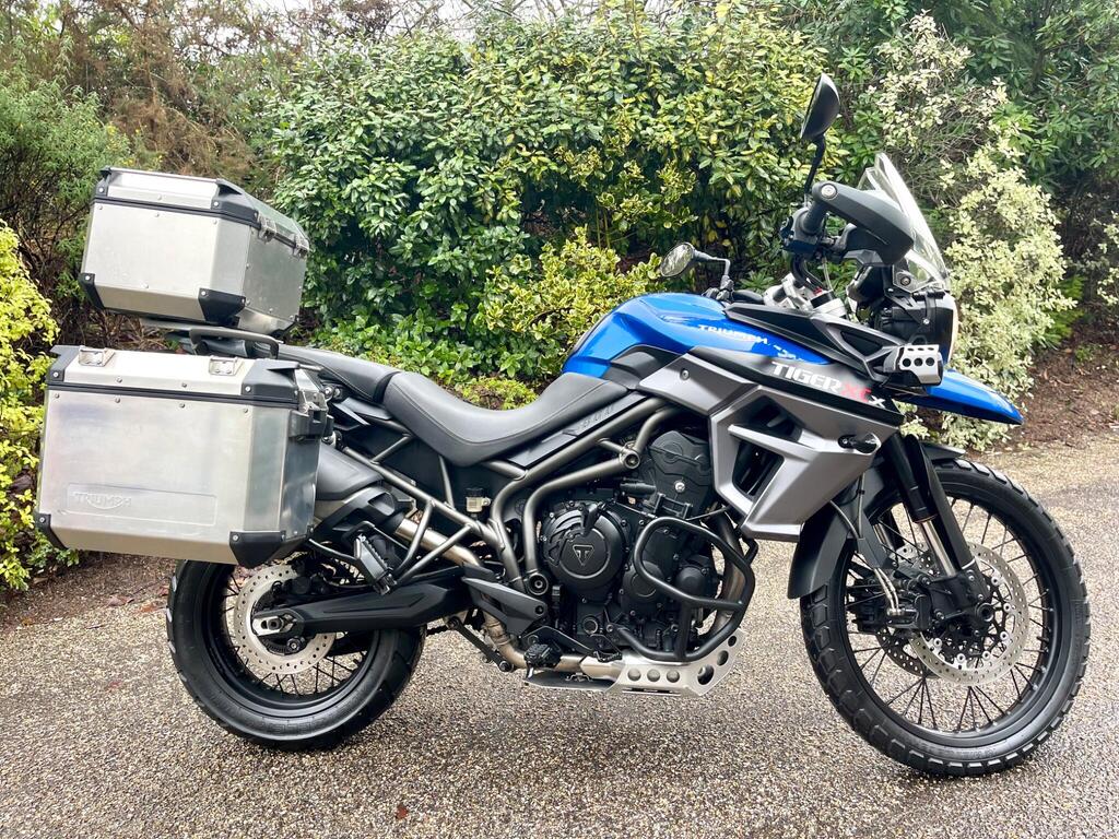 Triumph Tiger 800 Adventure 800 XCx Low