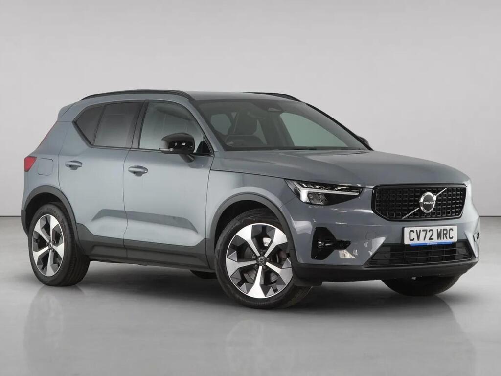 2022 Volvo XC40