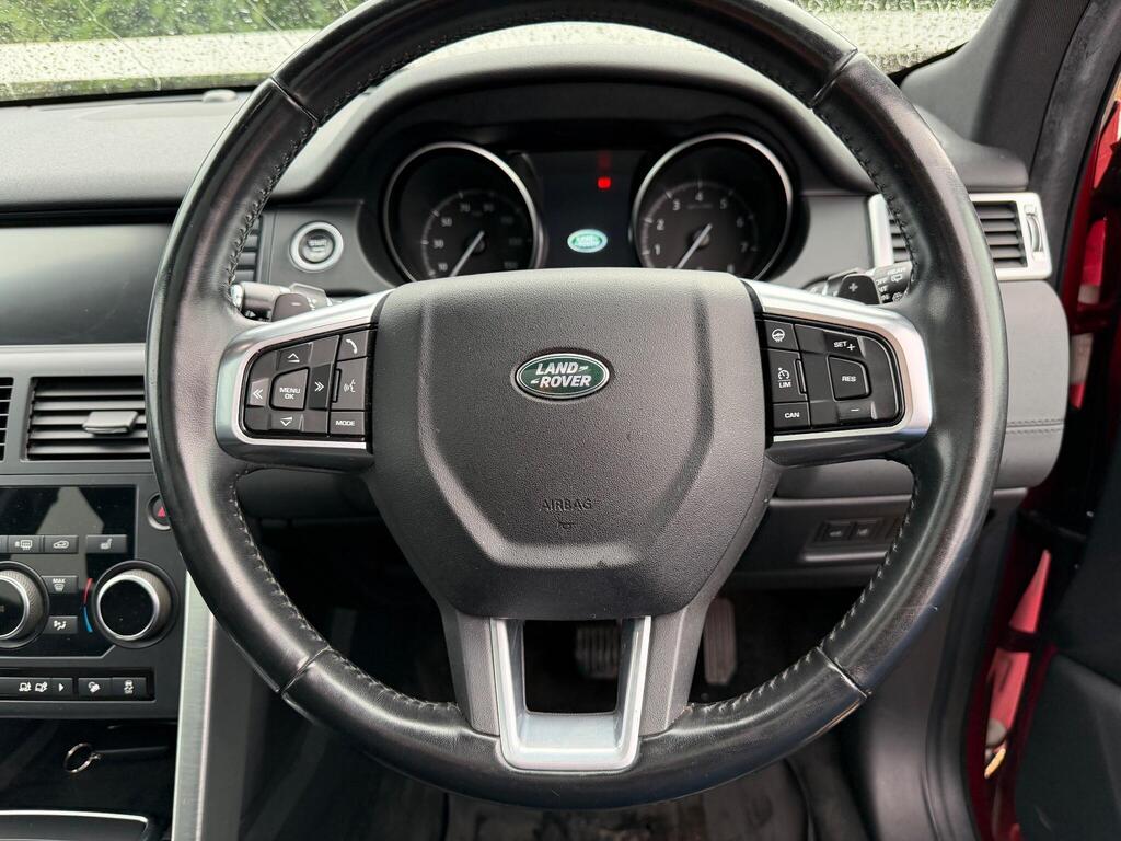 Land Rover Discovery Sport 2.0 Si4 HSE Auto 4WD Euro 6 (s/s) 5dr thumbnail 30
