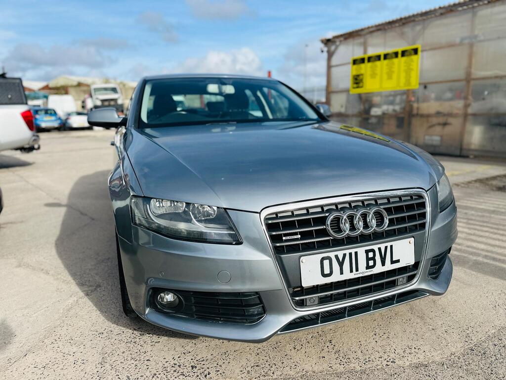 Audi A4 Saloon 2.0 TDI Technik quattro Euro 5 (s/s) 4dr
