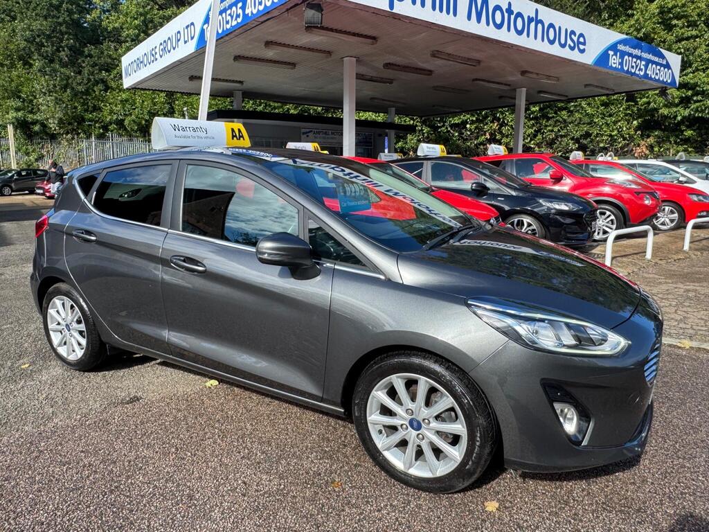 Ford Fiesta Hatchback 1.0T EcoBoost Titanium Euro 6 (s/s) 5dr