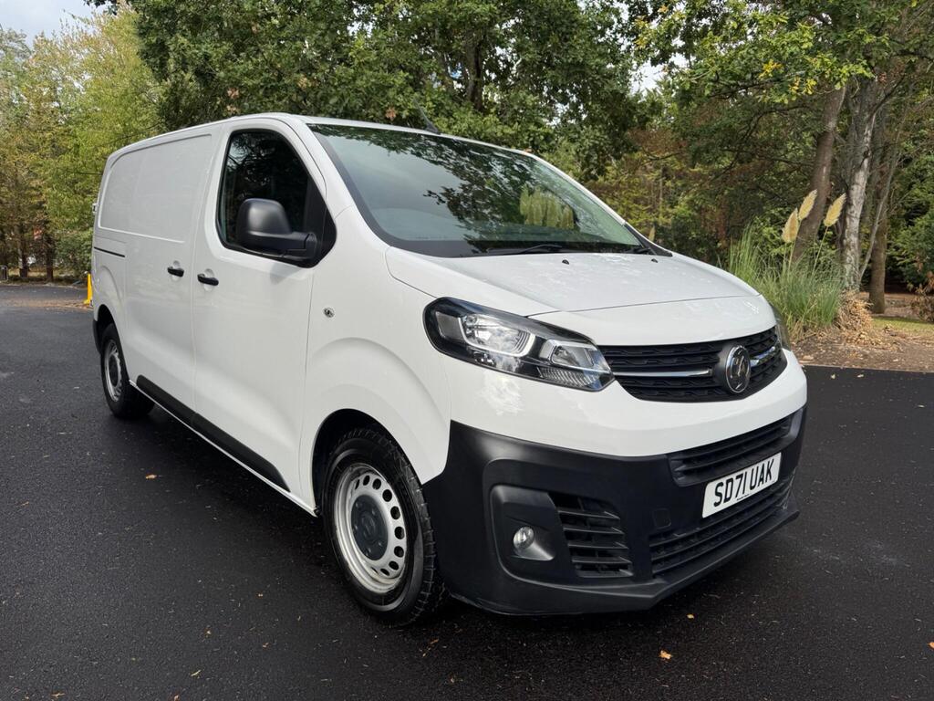 Vauxhall Vivaro Panel Van 2.0 Turbo D 3100 Dynamic L1 H1 Euro 6 (s/s) 6dr