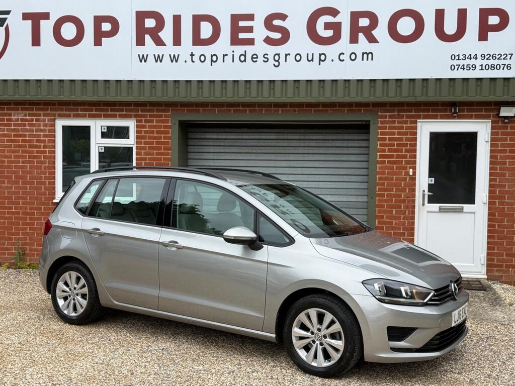 Volkswagen Golf SV