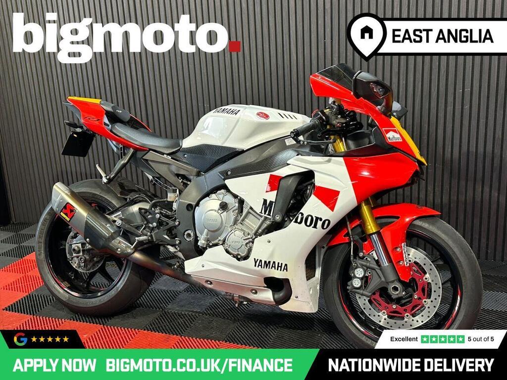 Yamaha R1