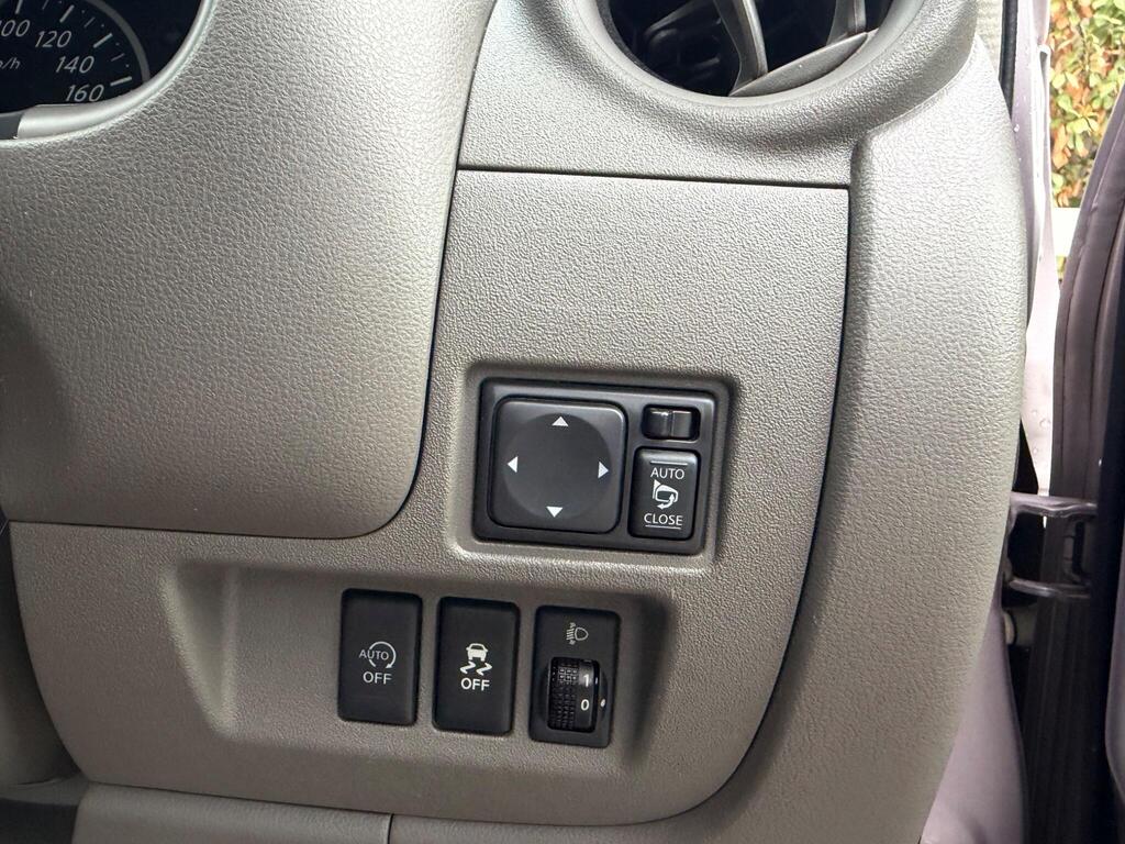 2015 Nissan Micra thumbnail 22