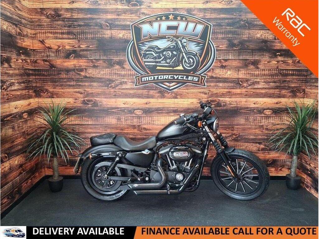 Harley-Davidson Sportster Custom Cruiser 883 XL883N Iron 883