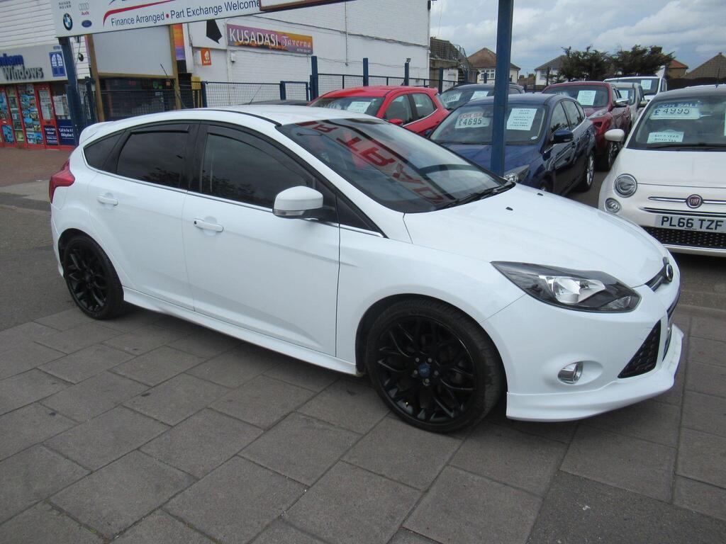 Ford Focus Hatchback 1.0T EcoBoost Zetec S Euro 5 (s/s) 5dr