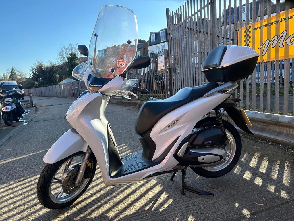 Honda SH125i
