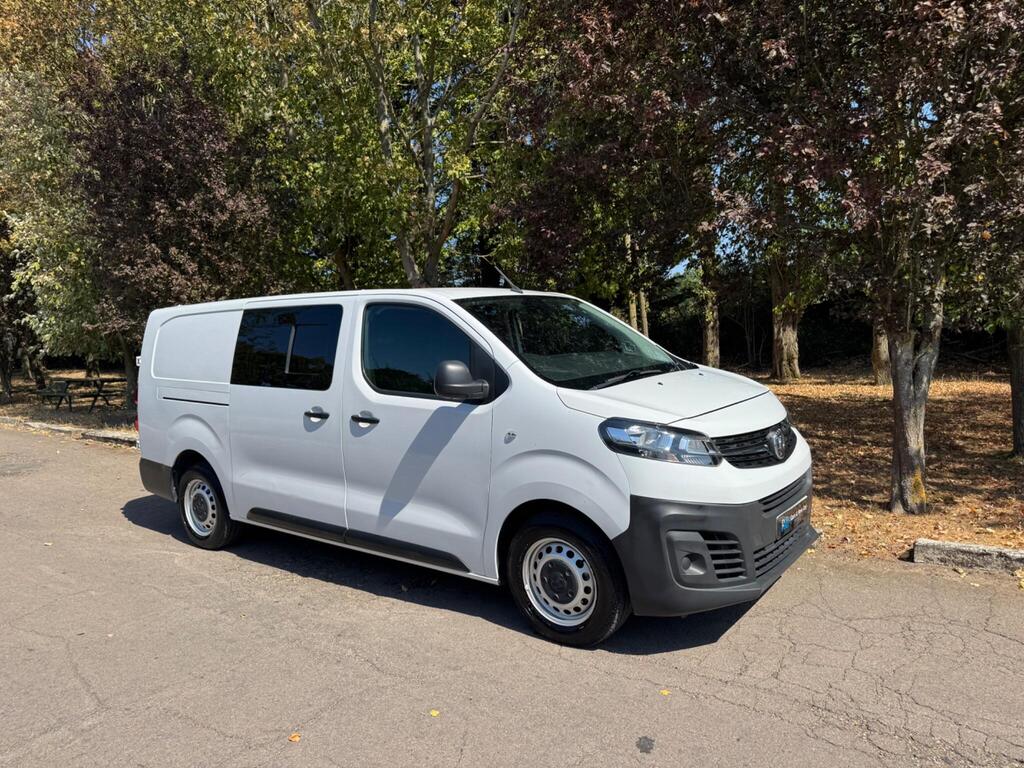 Vauxhall Vivaro Panel Van 1.5 Turbo D 2900 Dynamic L2 H1 Euro 6 (s/s) 6dr