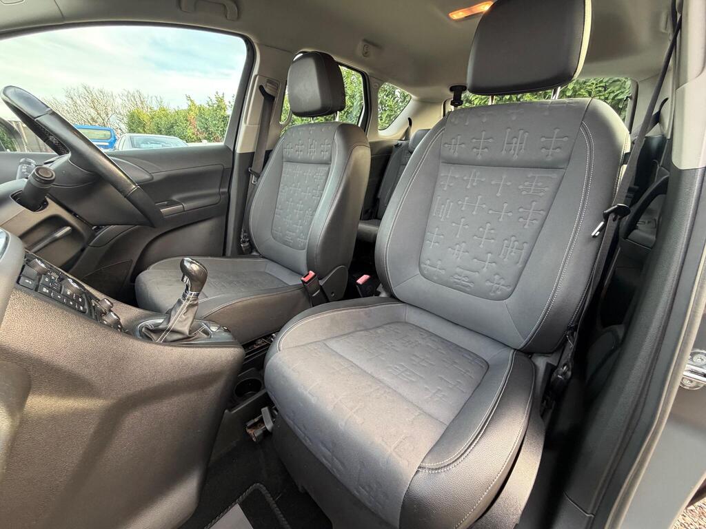 2014 Vauxhall Meriva thumbnail 25