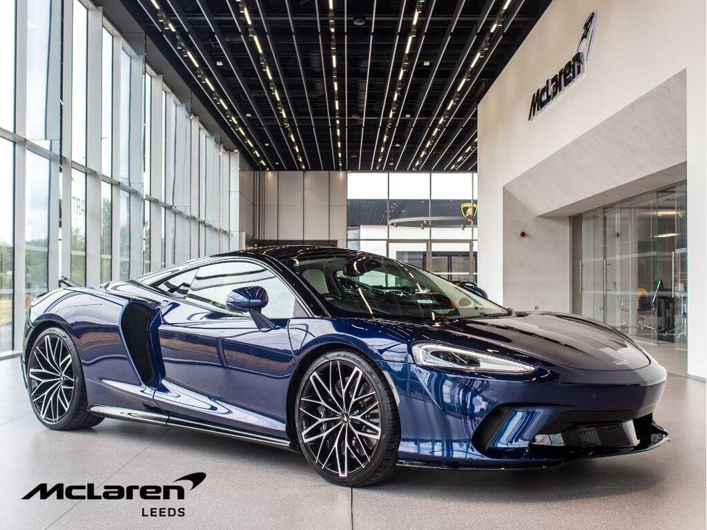 McLaren GT