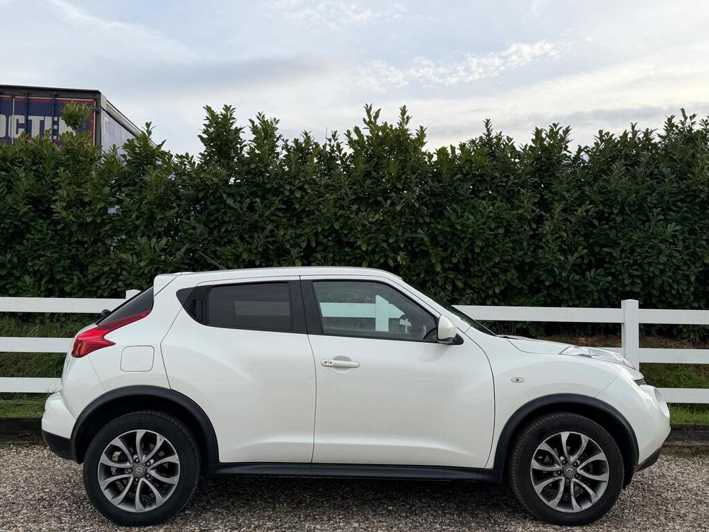 Nissan Juke 1.6 Tekna CVT Euro 5 5dr thumbnail 10