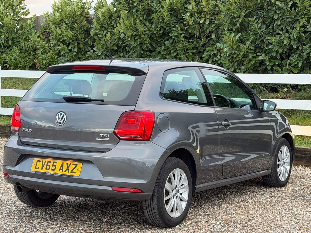 2015 Volkswagen Polo thumbnail 12