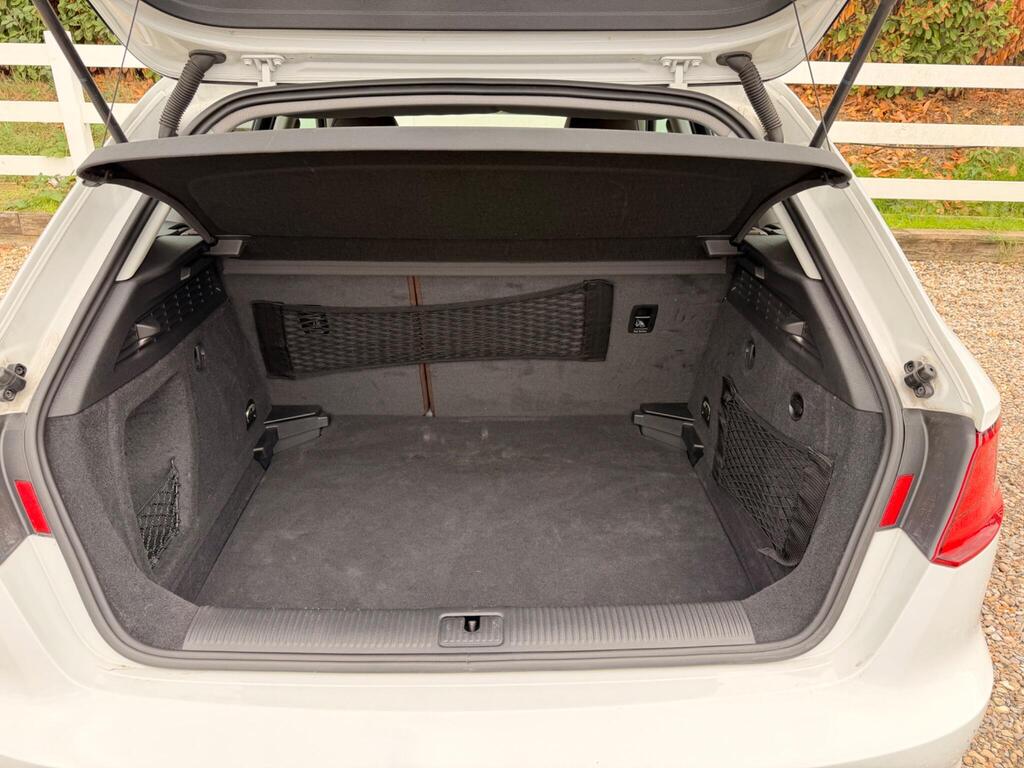 2016 Audi A3 thumbnail 45