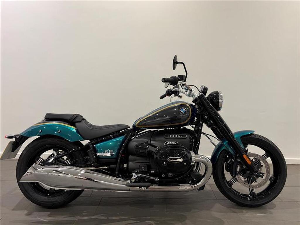 BMW R 18