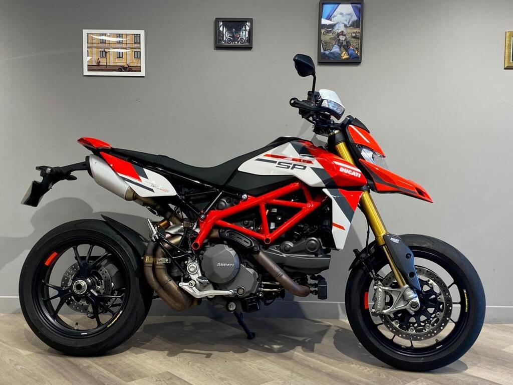 Ducati Hypermotard 950