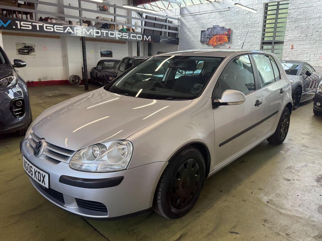 Volkswagen Golf Hatchback 1.6 FSI S 5dr