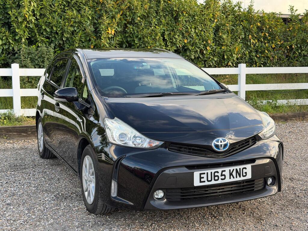 2015 Toyota Prius+ thumbnail 4