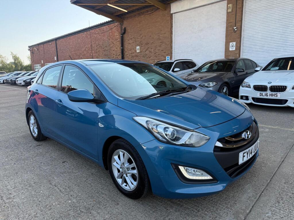 Hyundai i30 Hatchback 1.6 CRDi Blue Drive Active Euro 5 (s/s) 5dr