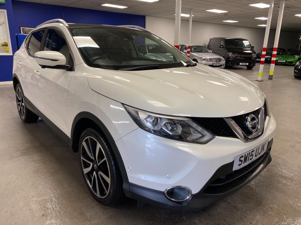 Nissan Qashqai SUV 1.6 DIG-T Tekna 2WD Euro 6 (s/s) 5dr