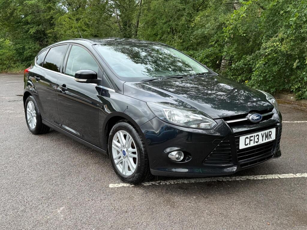 Ford Focus Hatchback 1.0T EcoBoost Titanium Euro 5 (s/s) 5dr