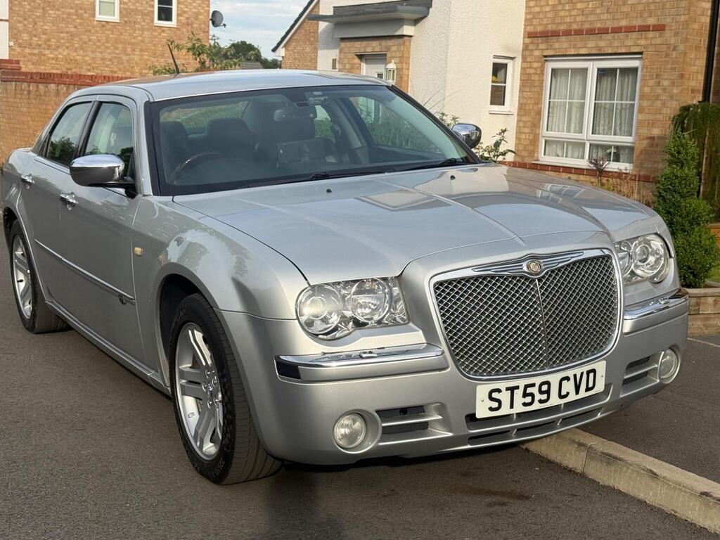 Chrysler 300C Saloon 3.0 CRD V6 LUX 4dr