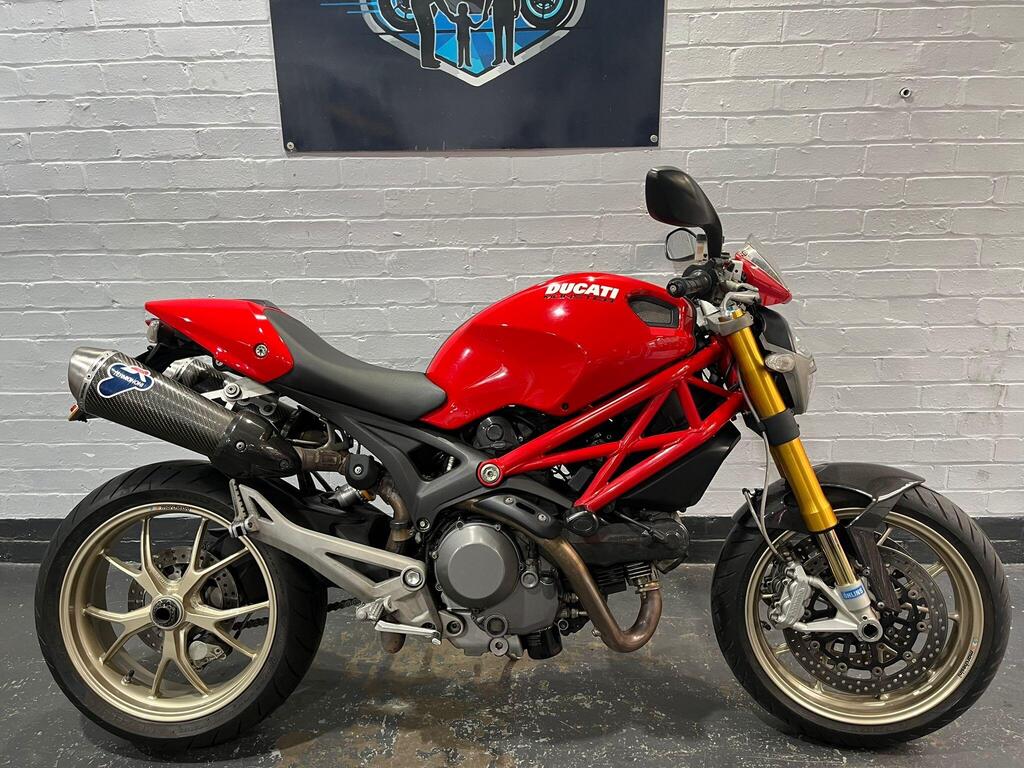 Ducati Monster 1100