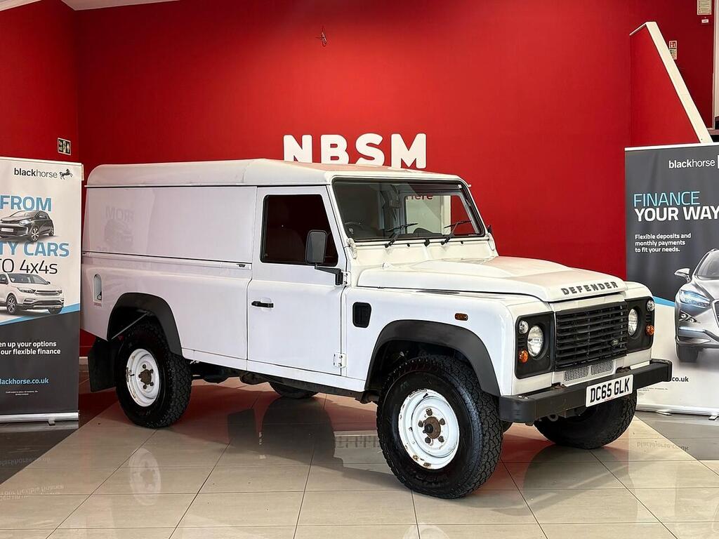 Land Rover Defender 110